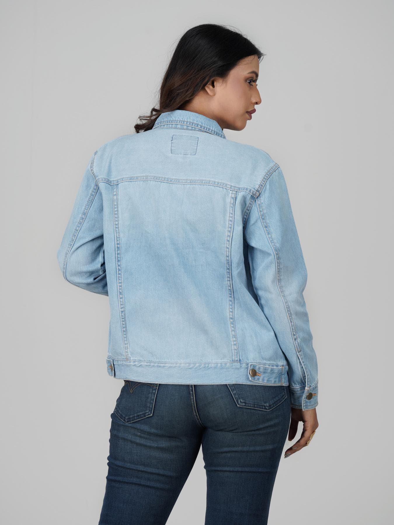 Cavaro Women’s Regular Fit Denim Jacket – Light Wash - View 2